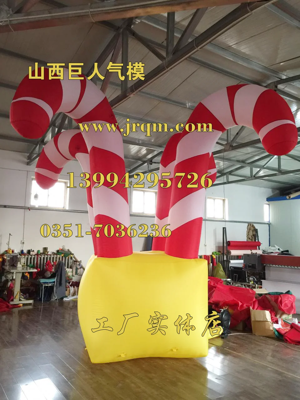 

Hot sale inflatable Christmas crutches pneumatic model Santa crutches inflatable model manufacturer customized