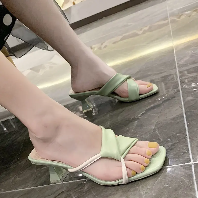 

Fairy style wear sandals 2020 summer new candy color wild word sandals and slippers fashion shaped with fish mouth sandals Z936