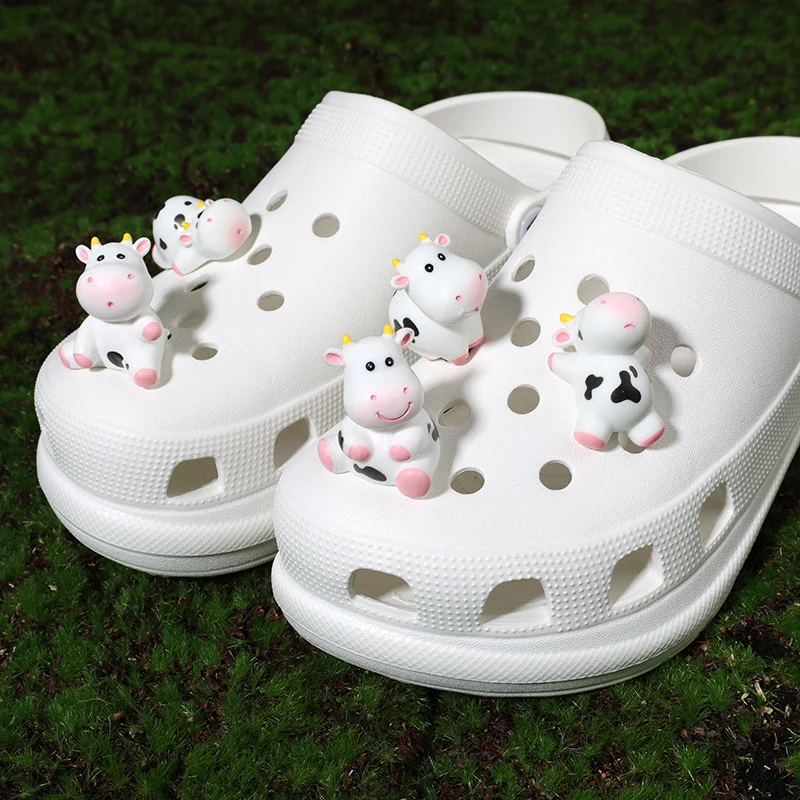 

Симпатичные Мультяшные Кроксы, шармы, дизайнерские самодельные трехмерные коровья сабо, аксессуары для обуви, детский пучок, Кроксы, пряжка...