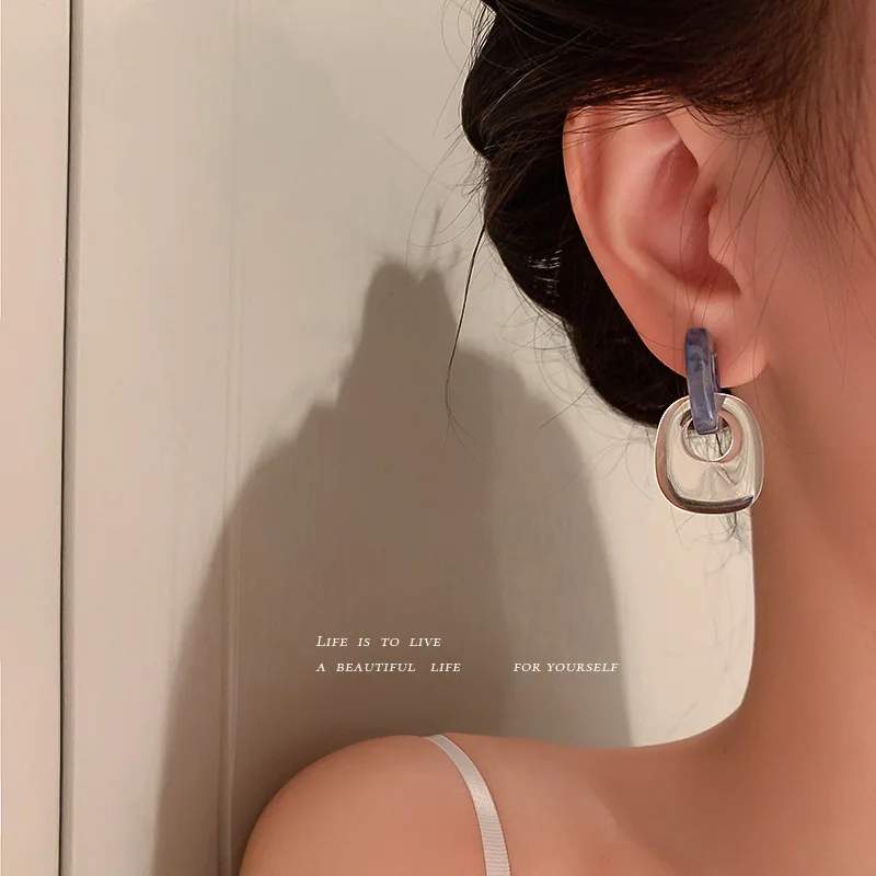 

Clear Acrylic Square Drop Earring For Women Fashion Dark Blue Accessory