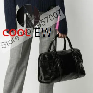 

Women Bigger/Mini Wings Patchwork Decorate Zipped Barrel Shaped Handbag For Sell