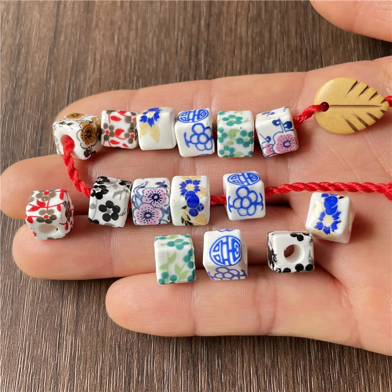 

JunKang 20pcs 9*9mm random mixed batch of various flower-shaped cube beads for DIY bracelets, jewelry and crafts accessories