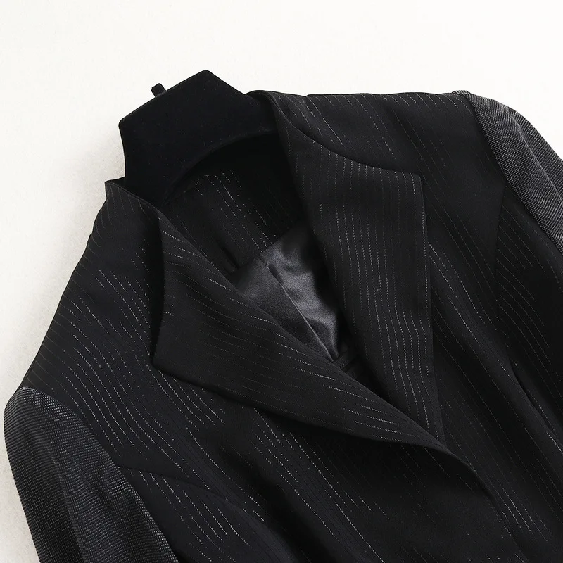 Осень 2020 Модный черный костюм с отложным воротником короткий топ и подходящее