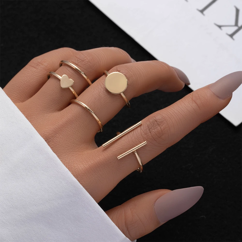 

IPARAM Vintage Gold Love Heart Geometric Midi Joint Ring Set for Women Minimalist Metal Opening Knuckle Ring 2021 Jewelry Gift