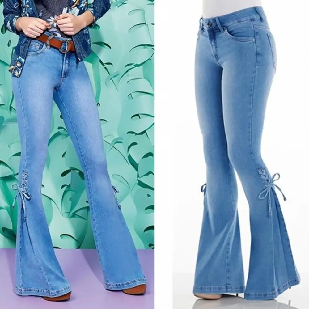 Джинсы женские винтажные расклешенные средней длины с расклешенным низом для