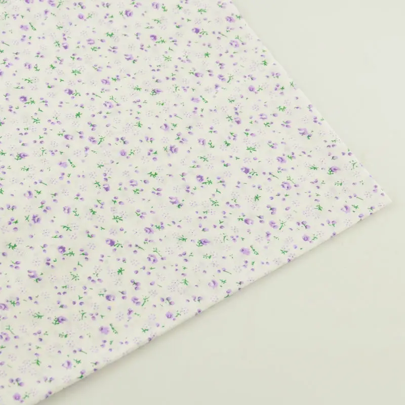 Хлопок бежевый Ткань Фиолетовый цветы и зеленые листья Стиль лоскутное тела