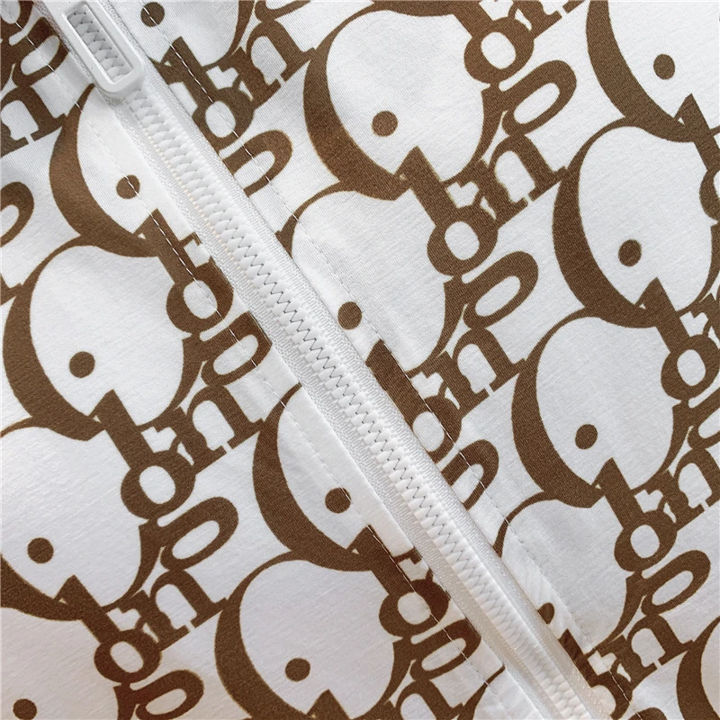 

Summer new product 2021 men's suit fashion cardigan zipper short sleeve personalized letter printing stand collar two piece men'