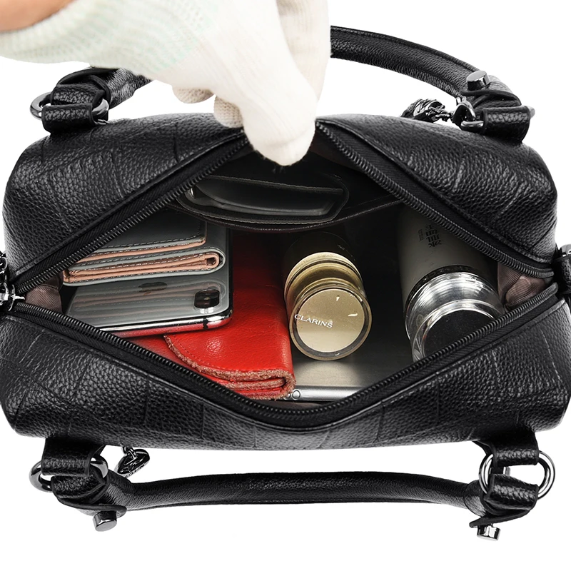 

2021 Ladies PU Retro Leather Casual Handbag Large Capacity Fashion and Elegant Women Handbag Retro Tassel Designer Messenger Bag