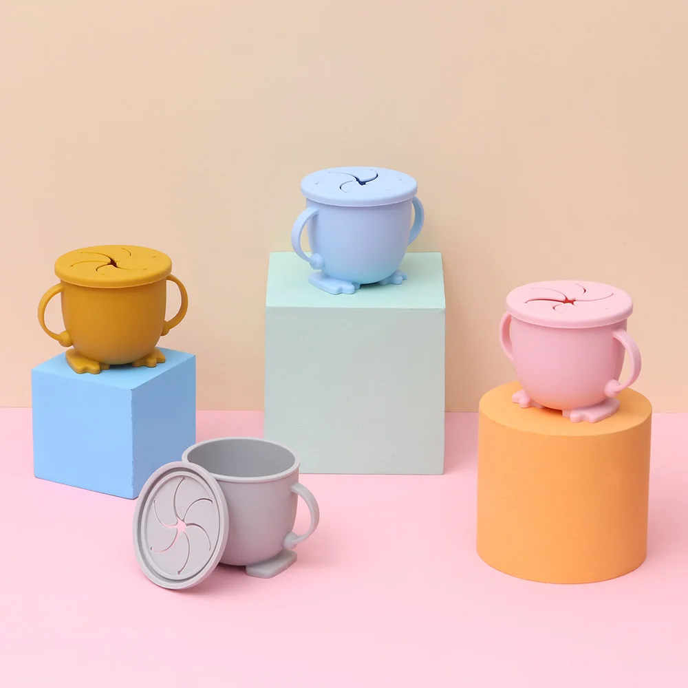

200ML Baby Feeding Cup Newborn Learn Food Drinkware Silicone Snack Cups For Toddlers Kids Trainer Cup With Handle Solid Feeding