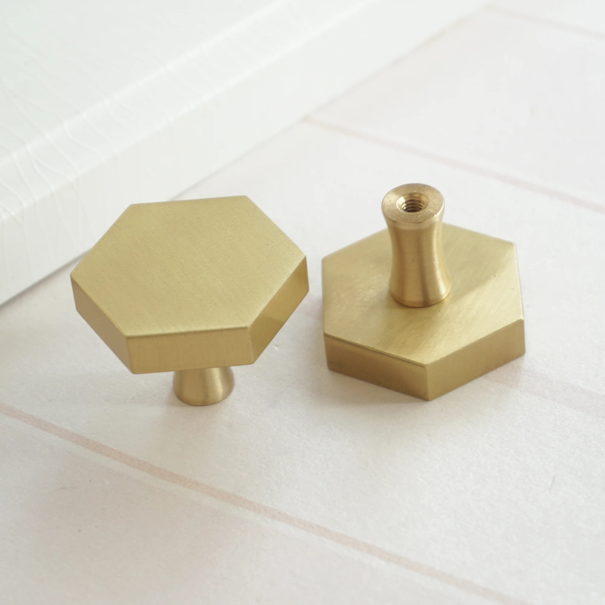 

1'' 1.25'' Brass Desk Drawer Knobs Gold Brass Dresser Pull Furniture Handle Hexagon Knob for Kitchen Cabinet Door Hardware