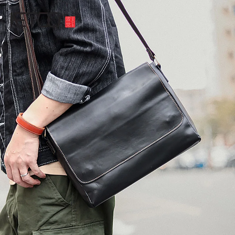 

AETOO Men's leather bag, casual retro leather men's bag, men's one-shoulder slanted bag