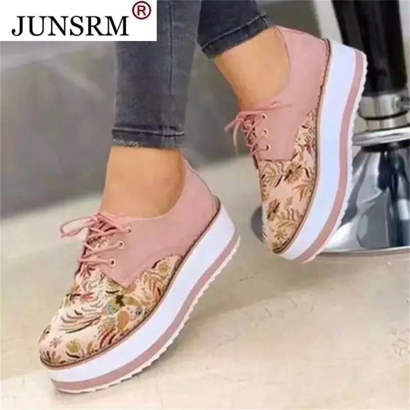 

2021 High Quality Embroidered Flowers Platform Shoes Women Flats Zapatillas Mujer Casual Ladies Shoes Feminino Plus size 43