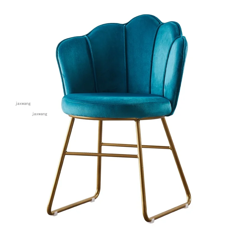 Светильник шное легкое кресло-спинка в скандинавском стиле для креативного