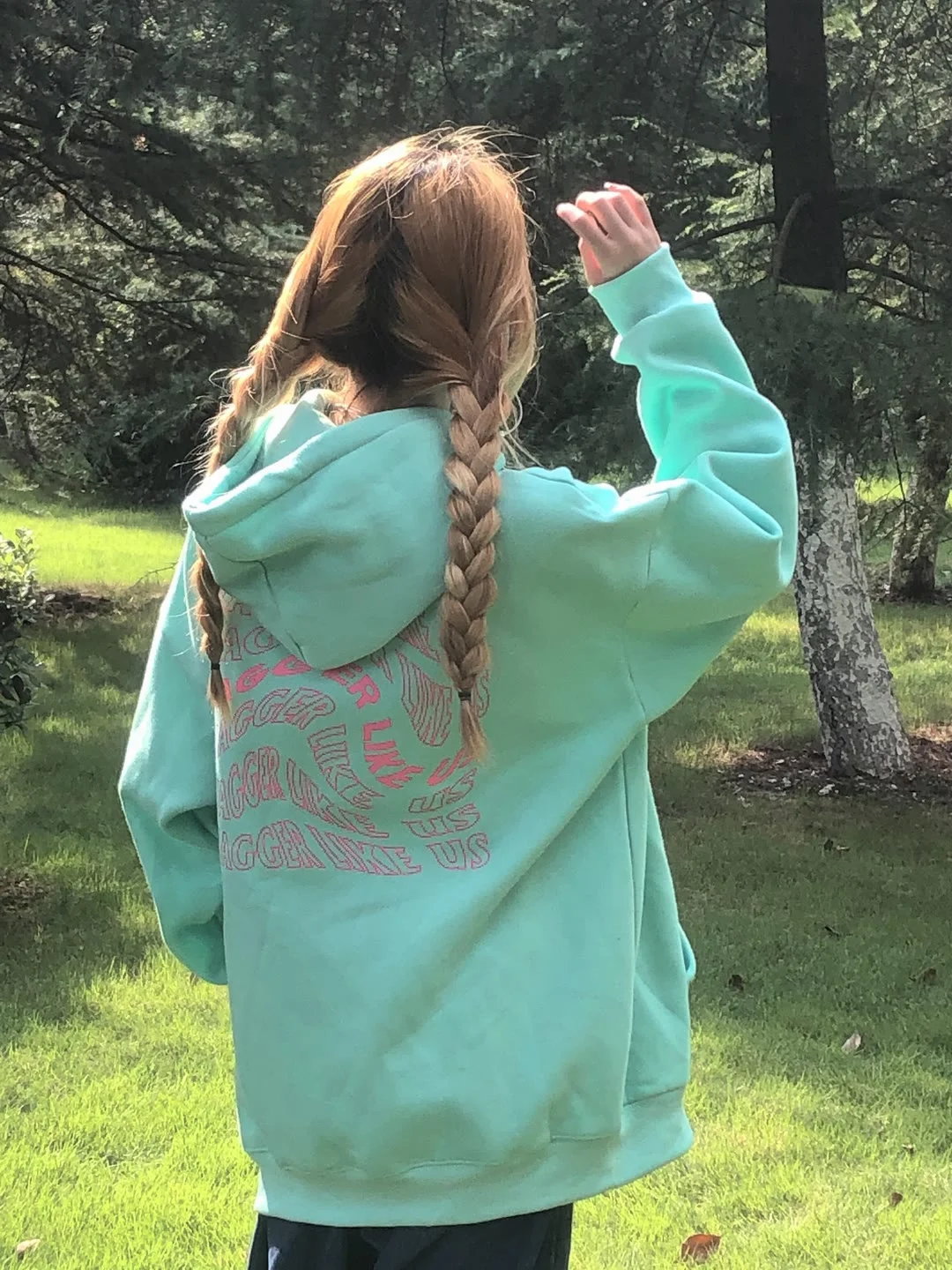 

Суперпопулярный светильник-зеленый женский свитер на осень и зиму в корейском национальном стиле с капюшоном и принтом в виде сердца