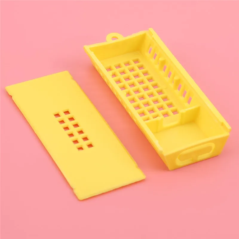

5pcs/10pcs King Prisoner Bees Queen Post Room Cage Beekeeping Equipment Transport Cages High Quality Plastic Bees Garden Tools