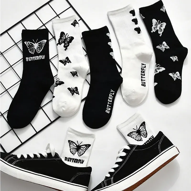 

Women Socks Butterfly Middle Tube Socks Fashion Crew Socks Cotton Skateboard Sock Stretch Sweat Women Art Sock High Quality