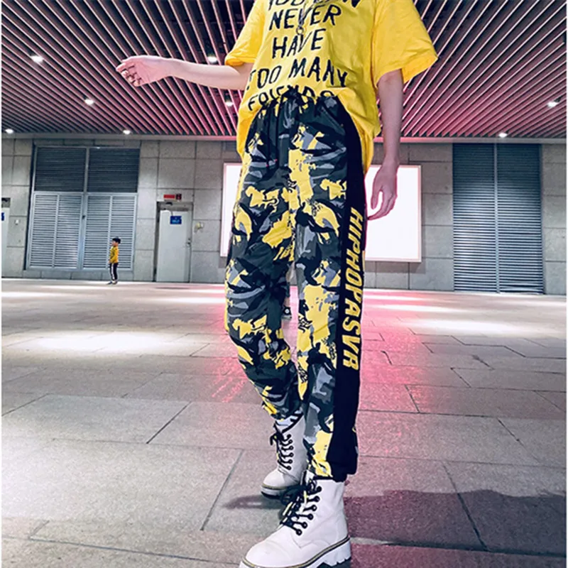 

Camouflage trousers lady cotton lacing cargo pants summer loose pants women oversized hip hop streetwear letter print sweatpants