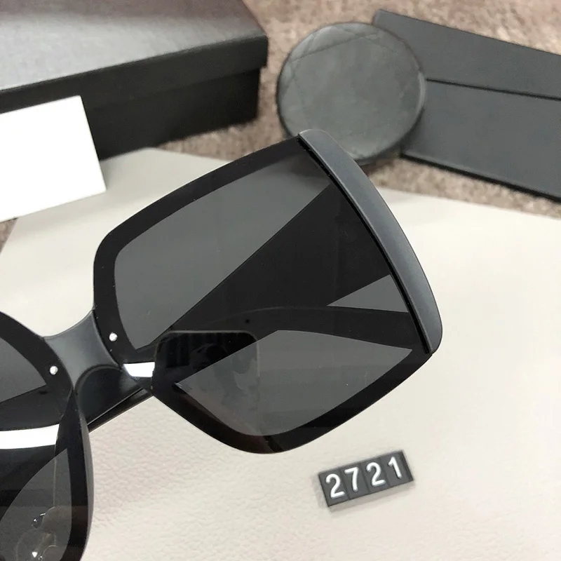 

2021 Polarized Retro Sunglasses Women Glasses Women vintage Glasses Brand Designer Cool UV400 Travel Essentials 2721