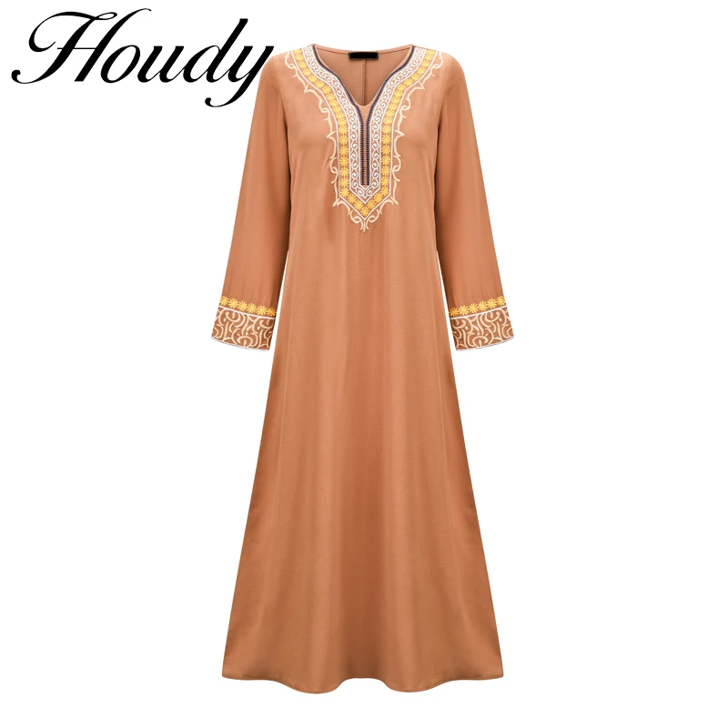 

New Style Women Autumn Embroidery Mid-Length Dress With Straight Sleeves And A-Neck Pleated Solid Color Plus Size Women Clothing