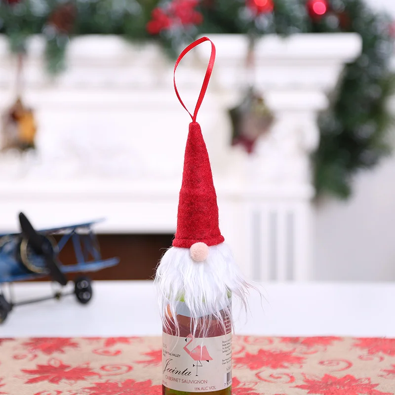 

Рождественский гном для бутылки вина