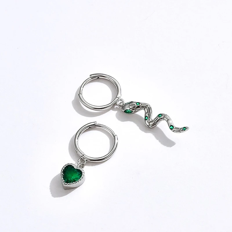 

ZHIMO European And American Snake-Shaped s925 Silver Simple Sexy Female Earrings Love Green Zircon Popular Jewelry For Banquet