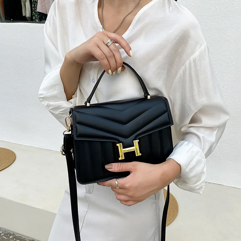 

Luxury Designer Bag 2021 New Fashion Simple and Versatile Letter Buckle Shoulder Diagonal Small Square Bag Handbags Women Bags