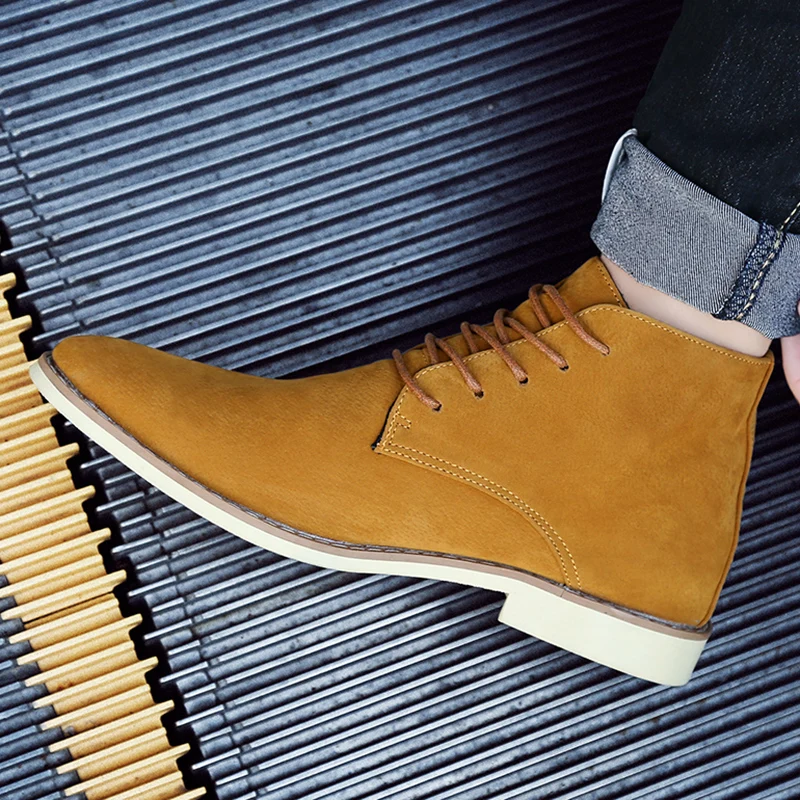 

Men High Top Soft Oxfords Male Ankle Snow Boots Spring Autumn Men's Motorcycle Sneakers Big Size 46 Dress Work Business Oxfords