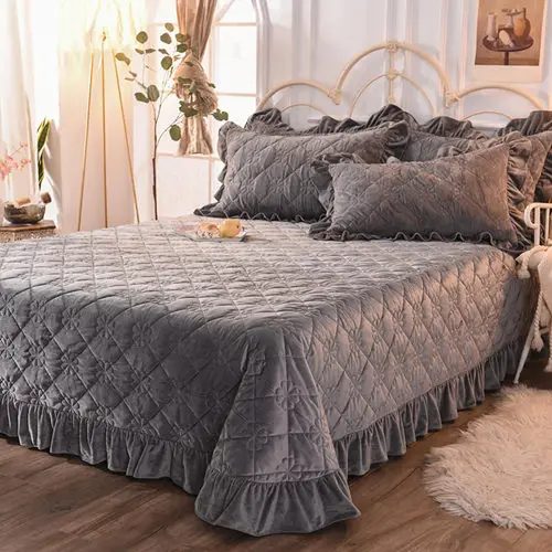 5 new Warming and Thickening Crystal Velvet Bedspread Fitted Sheet Pillowcases 2/3pcs Pure color Quilting Bedding - Цвет: 5