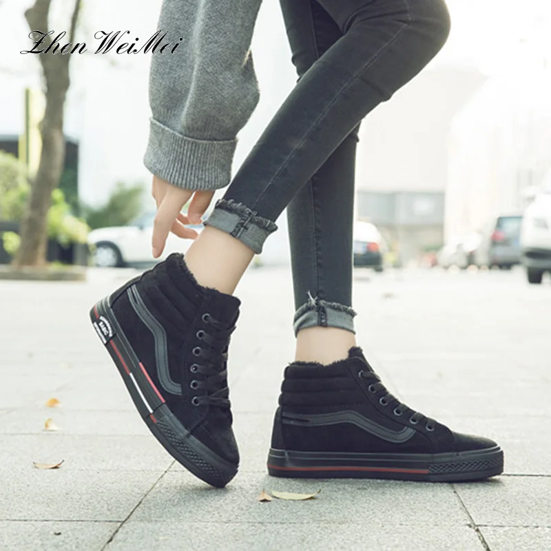 На шнуровке обувь на платформе с вырезами Большие плоской подошве кроссовки