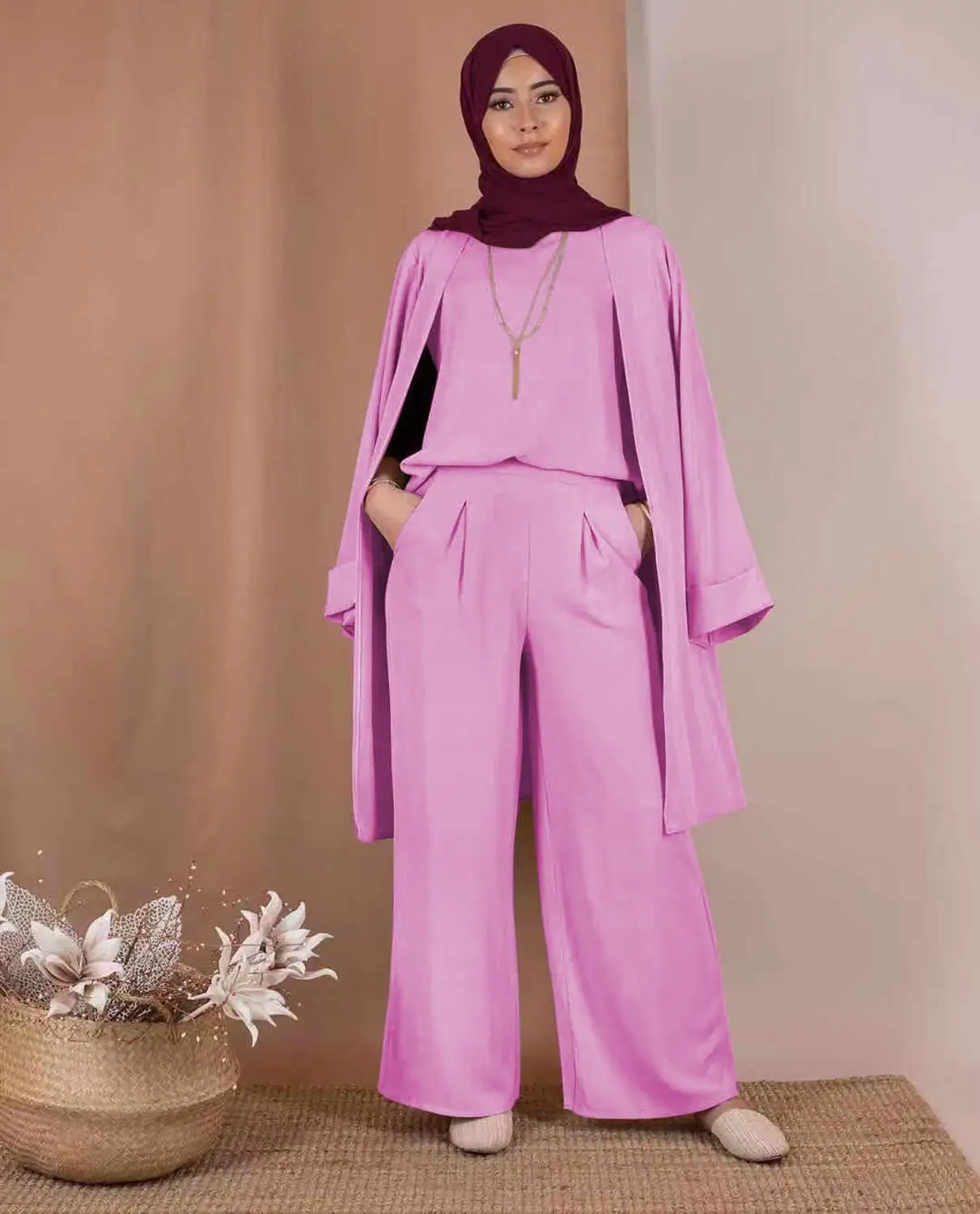 Мусульманские комплекты, 3 предмета, костюмы, топы, штаны, abaya, платье, хиджаб, кардиган-кимоно, длинные халаты, катфан, Ближний Восток, Рамадан, Арабский исламский