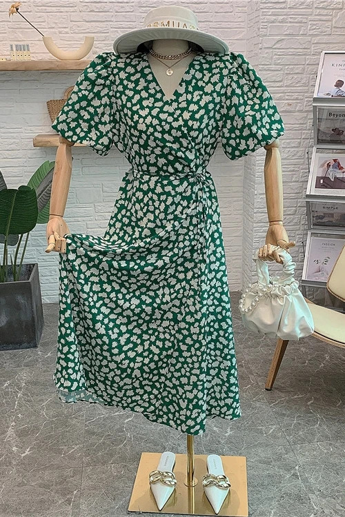 

Spring and Summer 2021 New Slim Waist Chiffon Lady Dress Floral Long Dress for Women Fashion Short Sleeve V Neck Dress
