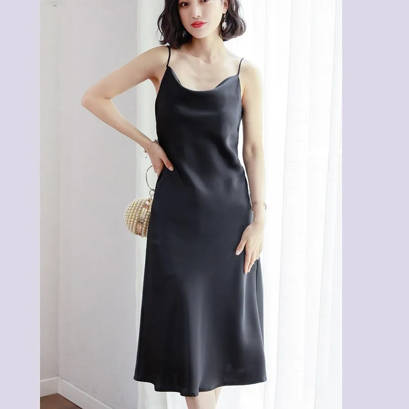 Летнее женское платье комбинация из сатина сексуальное миди с открытой спиной