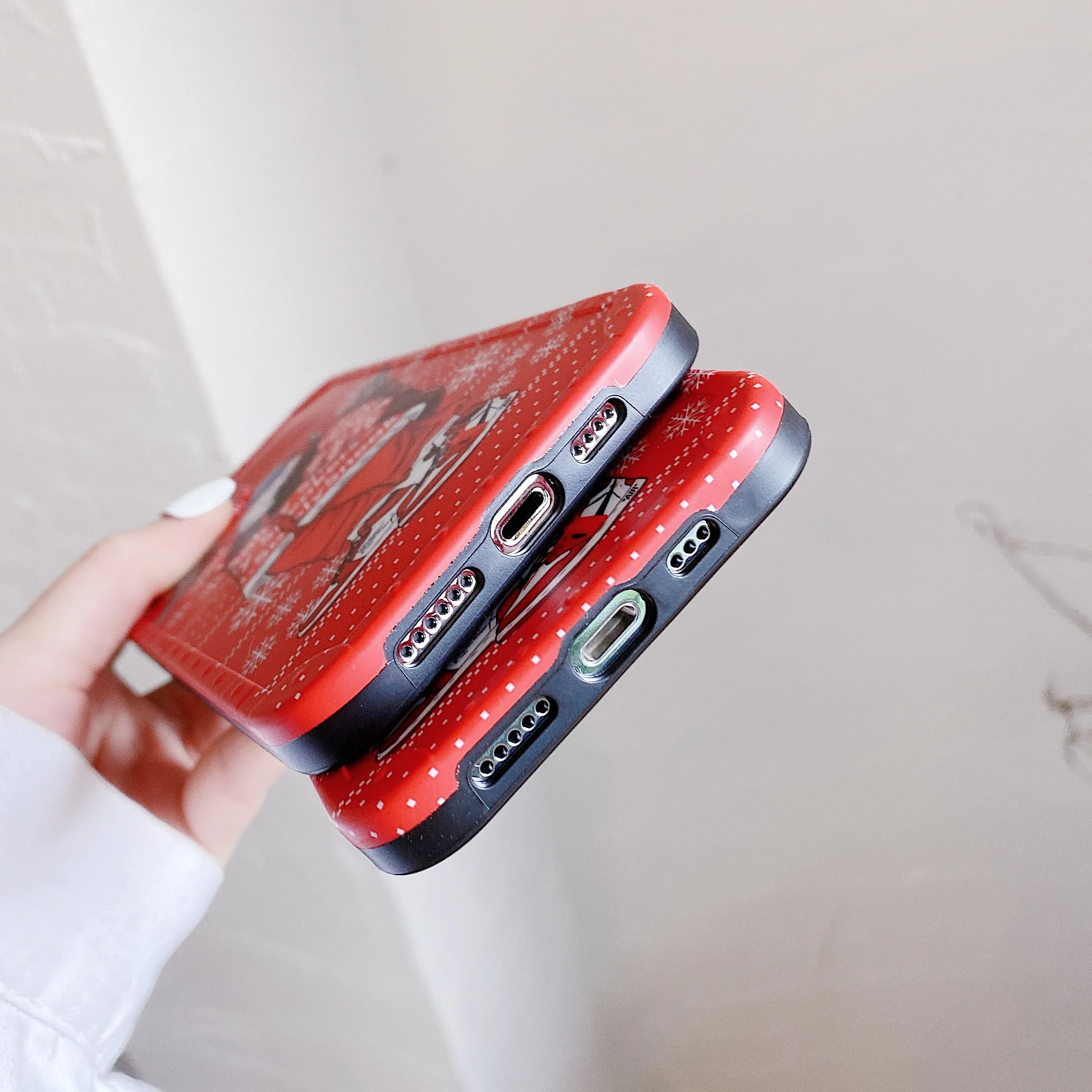 

Straight edge dot photo frame Santa shoes mobile phone case for iPhone 11 / 11pro / 11promax / 12 / 12pro/12promax / 12mini