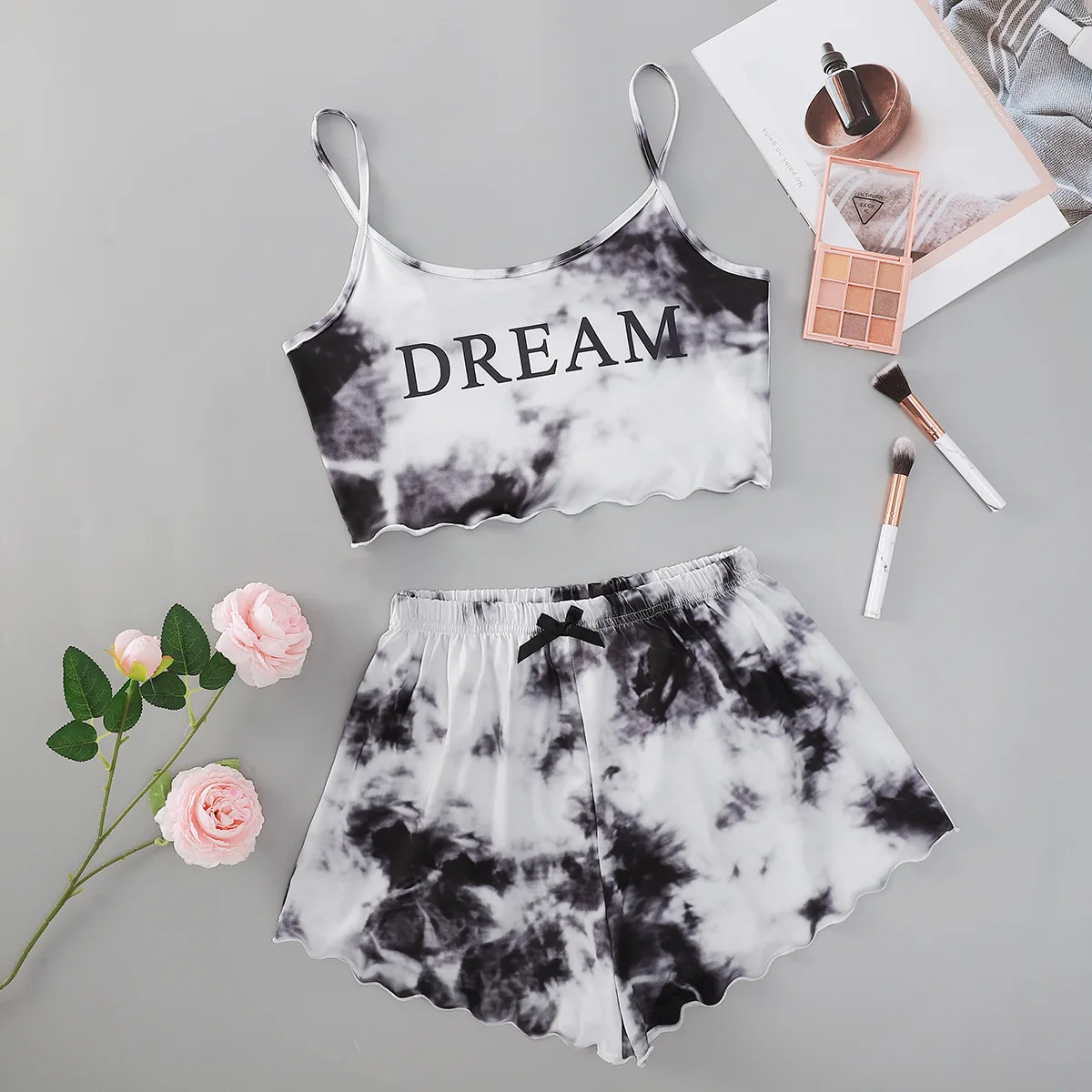 

2021Summer Women's Pijamas Set Sexy Fashion /Sleepwear Prints Cozy Short Sleeve Pajamas