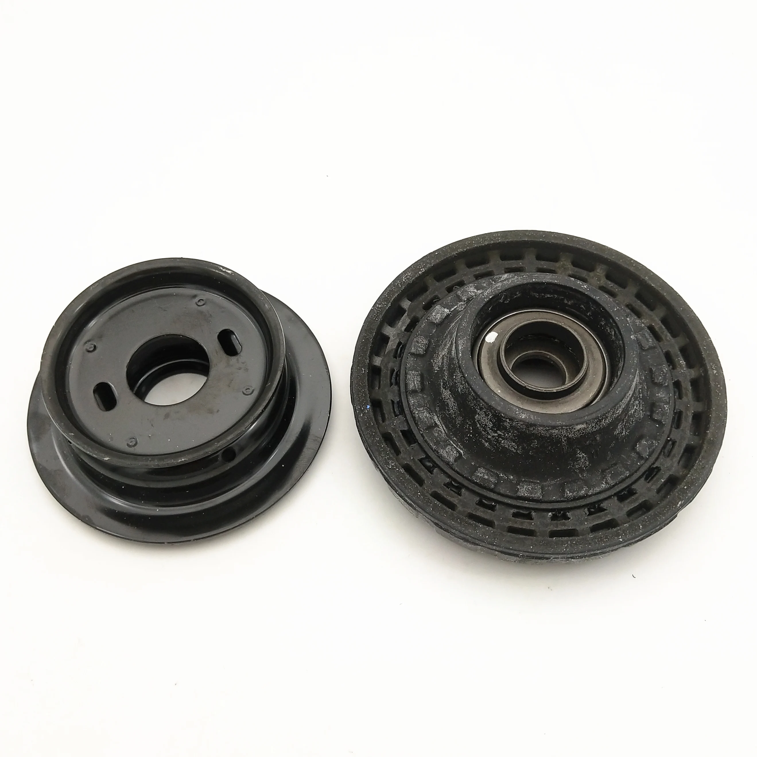 

Original Front Shock Absorber Buffer Rubber With Base For Chevrolet Sonic Aveo T300 2012-2019 OEM# 95227628