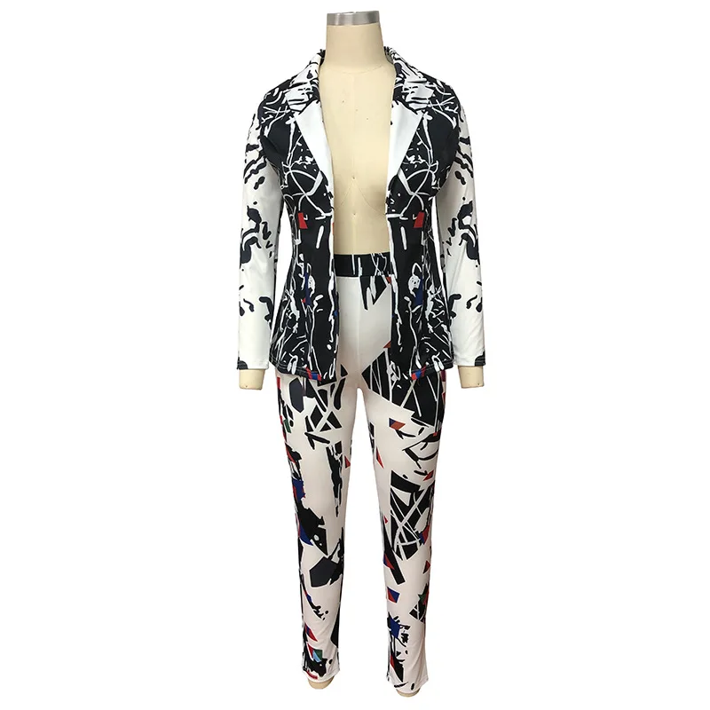 Женский зимний спортивный костюм с камуфляжным принтом пиджак длинным рукавом и