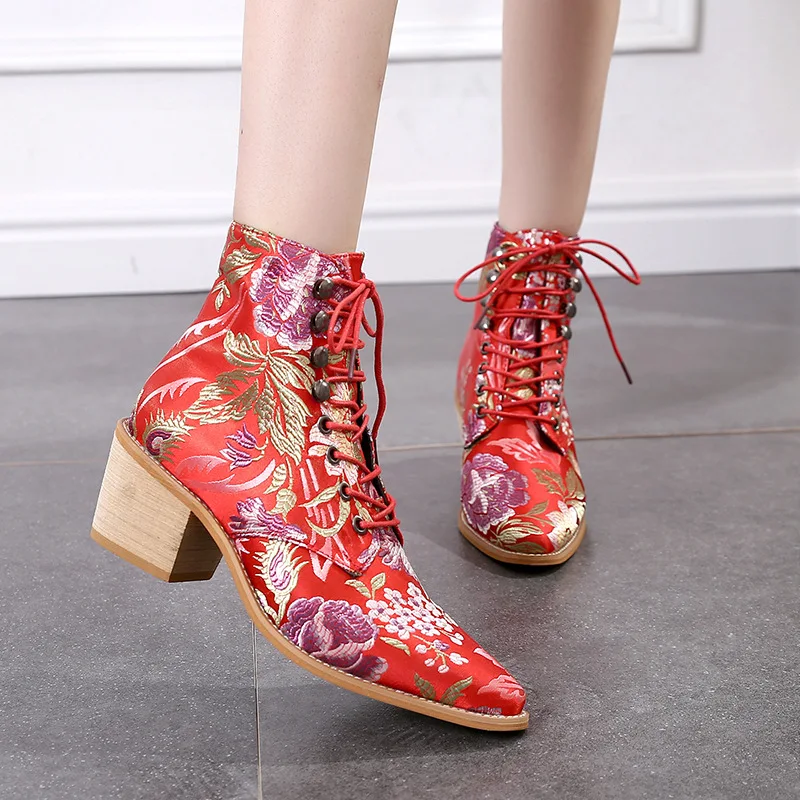 Женские ботинки с вышивкой Adisputent винтажные мотоциклетные ботильоны принтом на