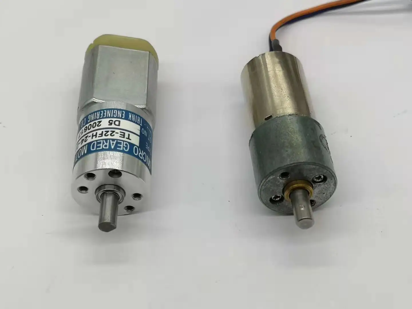 1 шт Бесплатная доставка Сакураи пресс чернила ключ двигателя TE 22FH 24 200 для 458