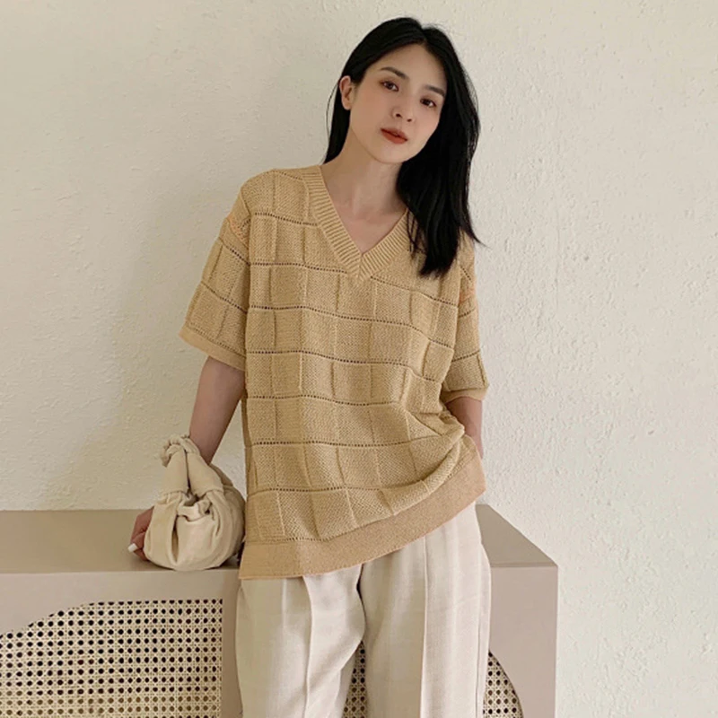 

TWOTWINSTYLE Hollow Out T Shirt For Female V Neck Short Sleeve Loose Pure Color Women's Casual T Shirt Fashion Streetwear 2021