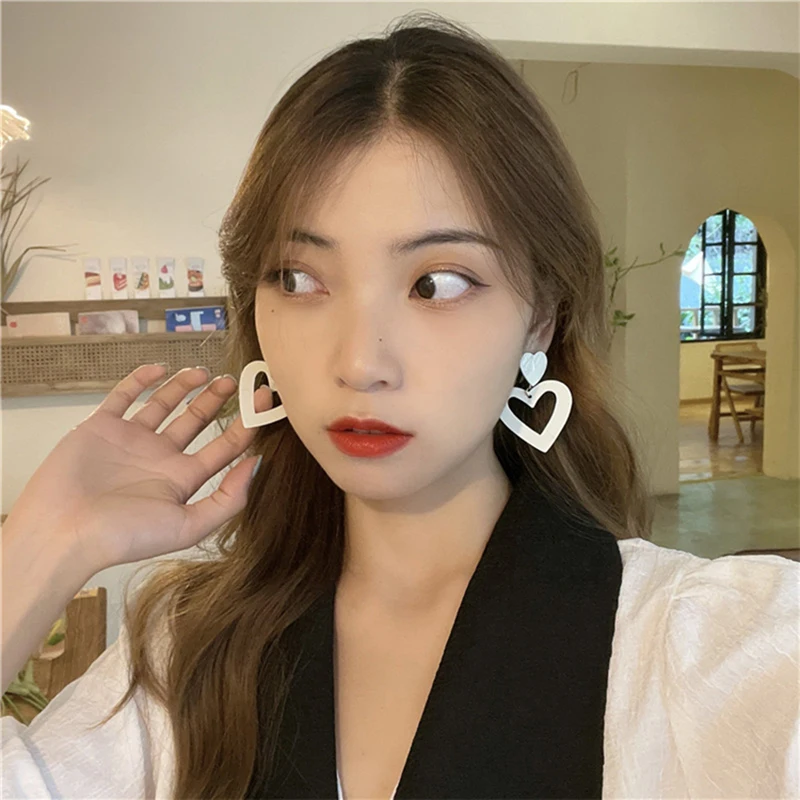 

Love earrings New fashion girl earrings net red earrings