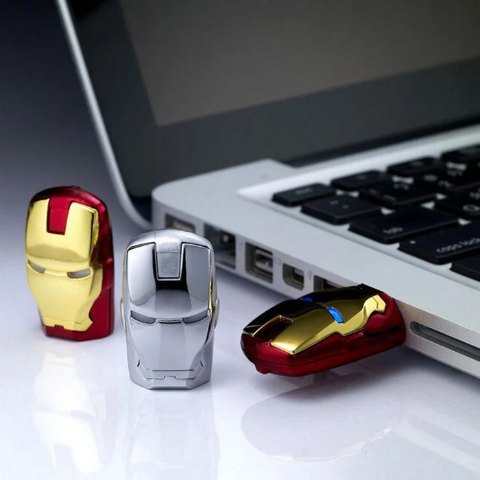 Крутой Железный человек Pendrive с светодиодный светильник мультфильм USB Flash Drive2.0 4 ГБ