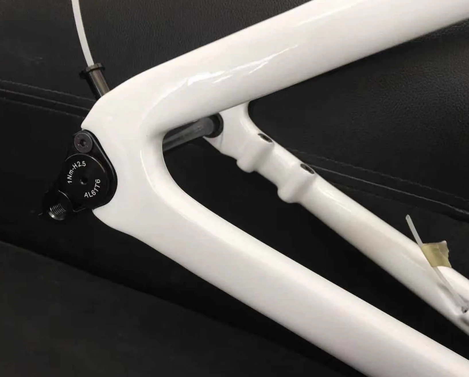 

Frame Super ultralight carbon fiber bike SL7 frameset disc brake with threaded BSA bottom bracket 2021 latest mold and paint