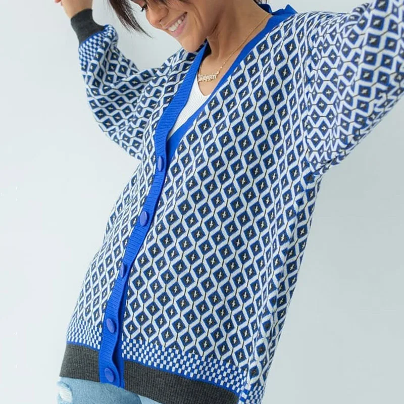 Кардиган женский трикотажный с V-образным вырезом длинным рукавом осень 2021 |