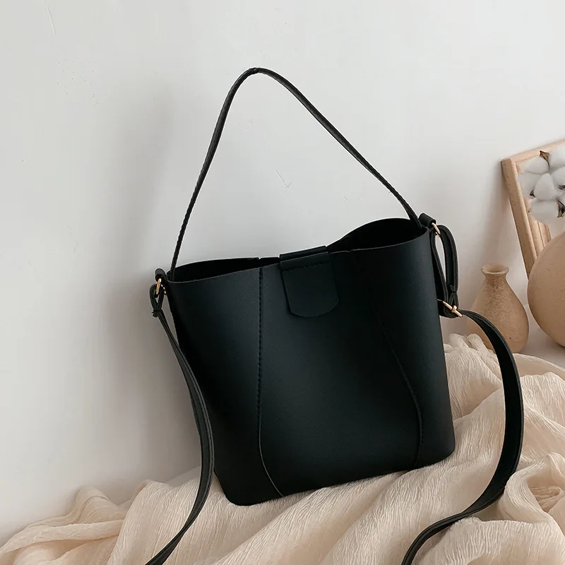 

Small Crowdsourcing Women's 2019 New Simple and Fresh Shoulder Bag Fashion Women's Bag Slung Bucket Bag Tide