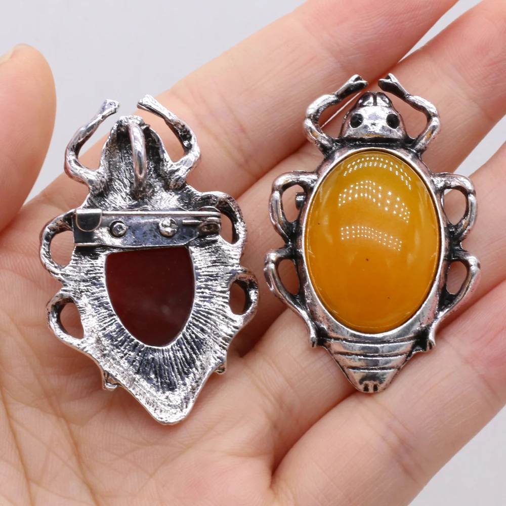 

Fashion Brooch Natural Abalone Shell With Carved Lifelike Insect-Shaped Brooch Pin for Men Women Party Jewelry Gifts 30x45 mm