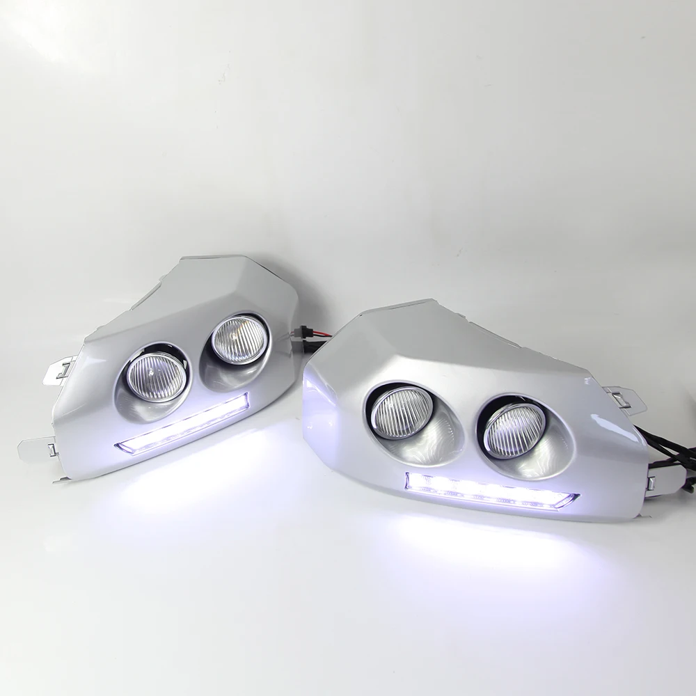 

LED Daytime Running Lights Turn Signal for Toyota Land Cruiser FJ 2007-2014 with Projector Lens