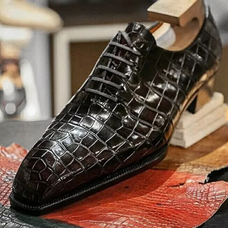 

New Men's Business Dress Shoes Pointed Crocodile Men's Shoes Young Hairstylist Wedding Shoes Trendy Men's Shoes YX113