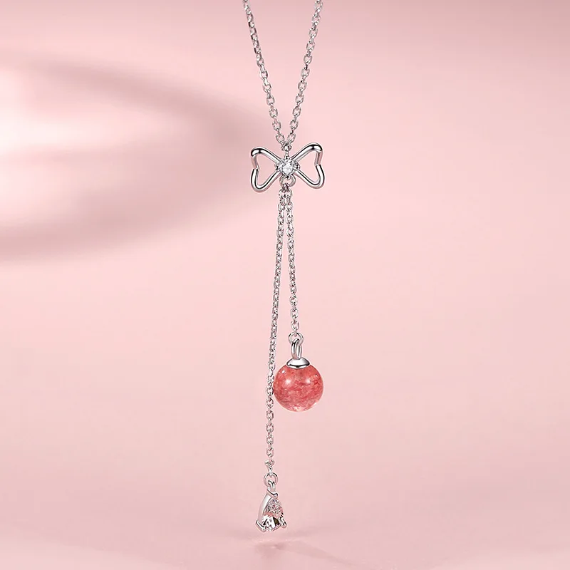 

6217 Sweet Tassel Strawberry Crystal Necklace Feminine Temperament Simple Forest Clavicle Chain Niche Design Fresh Set of Chain