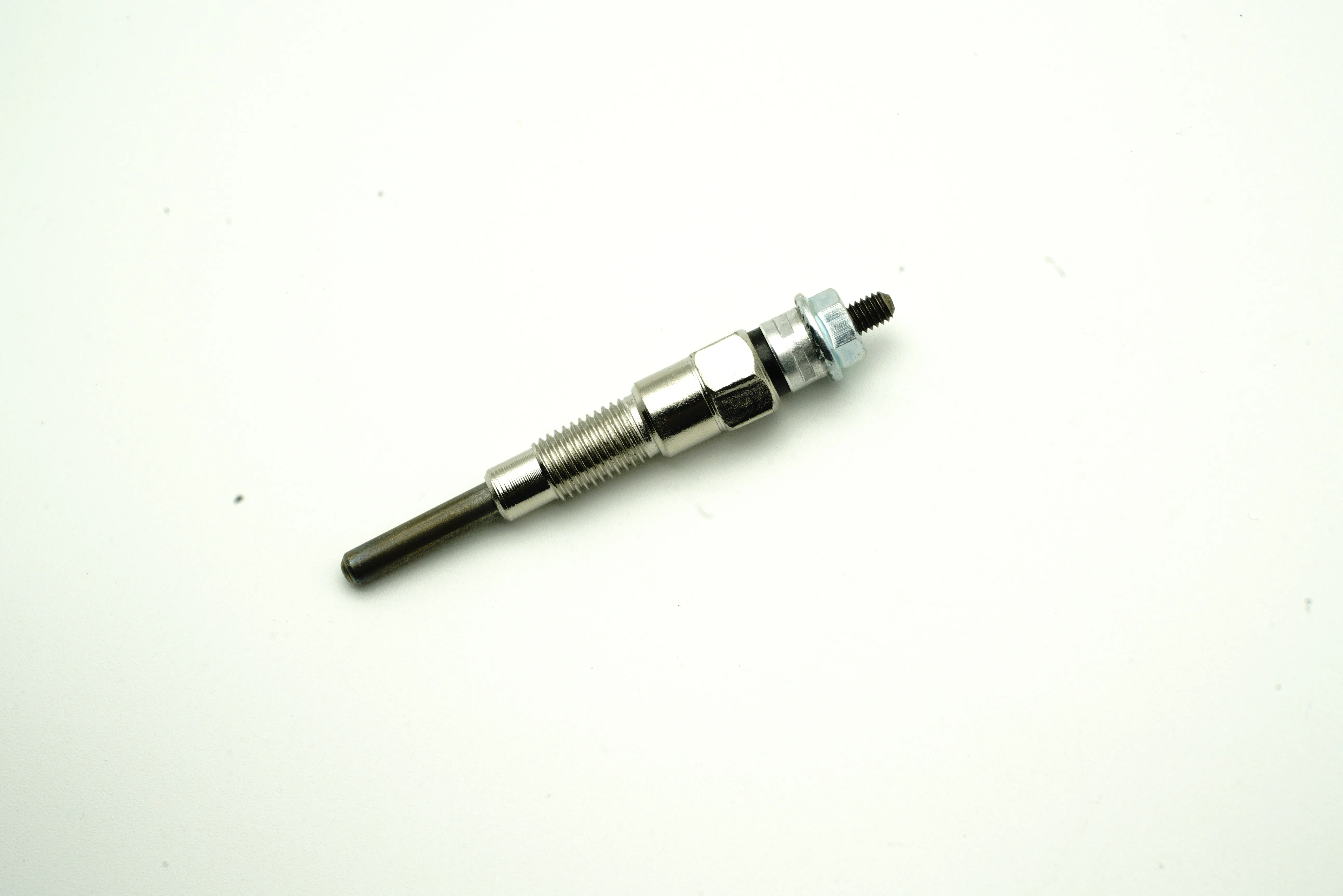 

Diesel Glow Plug for Kubota 05 D1005 D1105 D902 D722 D782 B1700D B1700E 16851-65512 1685165512
