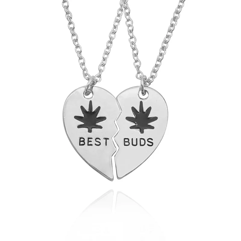 Ожерелье с кулоном в виде разбитого сердца буквами | Украшения и аксессуары